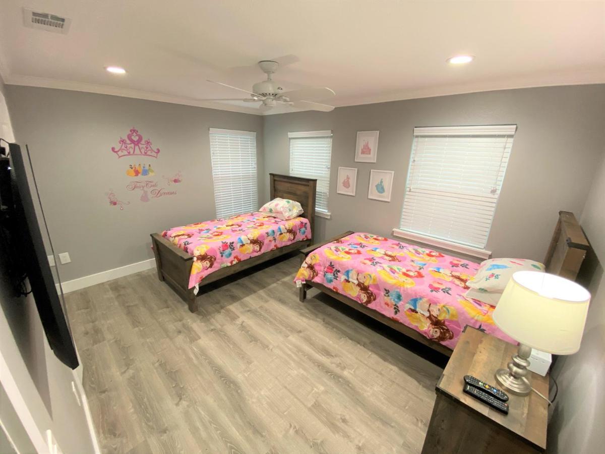 Mickeys Pearl - Phenomenal 7Br With 4 Master Suites Privacy Pool & Hot Tub Gas Bbq - 2 Miles To Disney Orlando Bagian luar foto