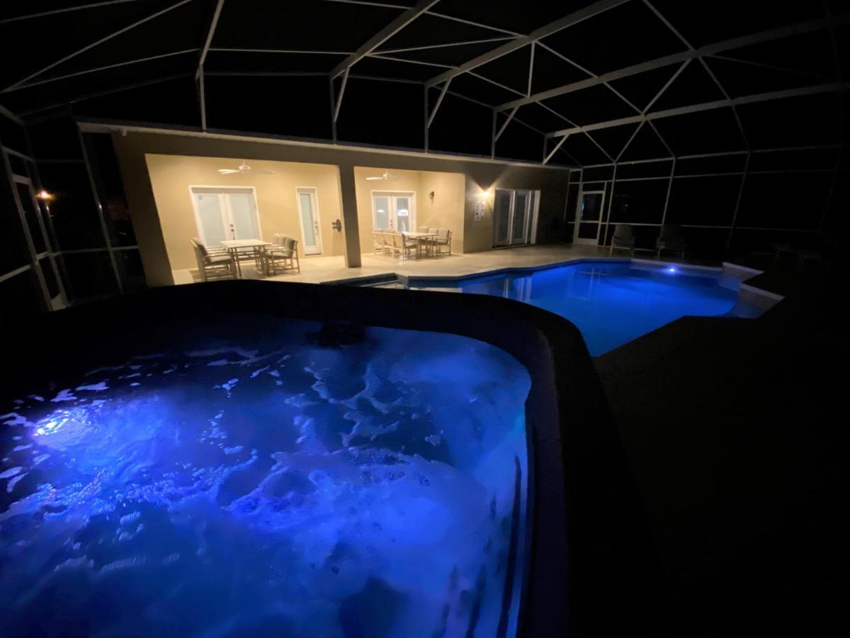 Mickeys Pearl - Phenomenal 7Br With 4 Master Suites Privacy Pool & Hot Tub Gas Bbq - 2 Miles To Disney Orlando Bagian luar foto